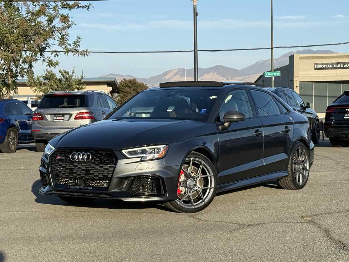 2019 Audi RS 3 Base photo 3