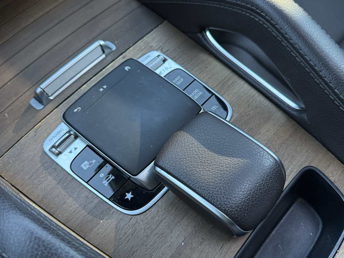 2020 Mercedes Benz GLE 350 4MATIC photo 22