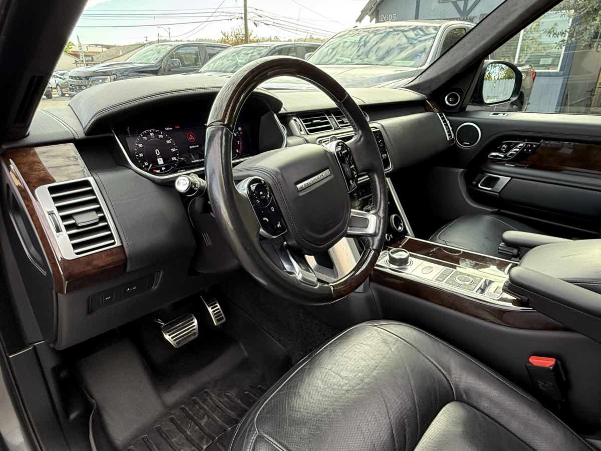 2019 Land Rover Range Rover Autobiography photo 5