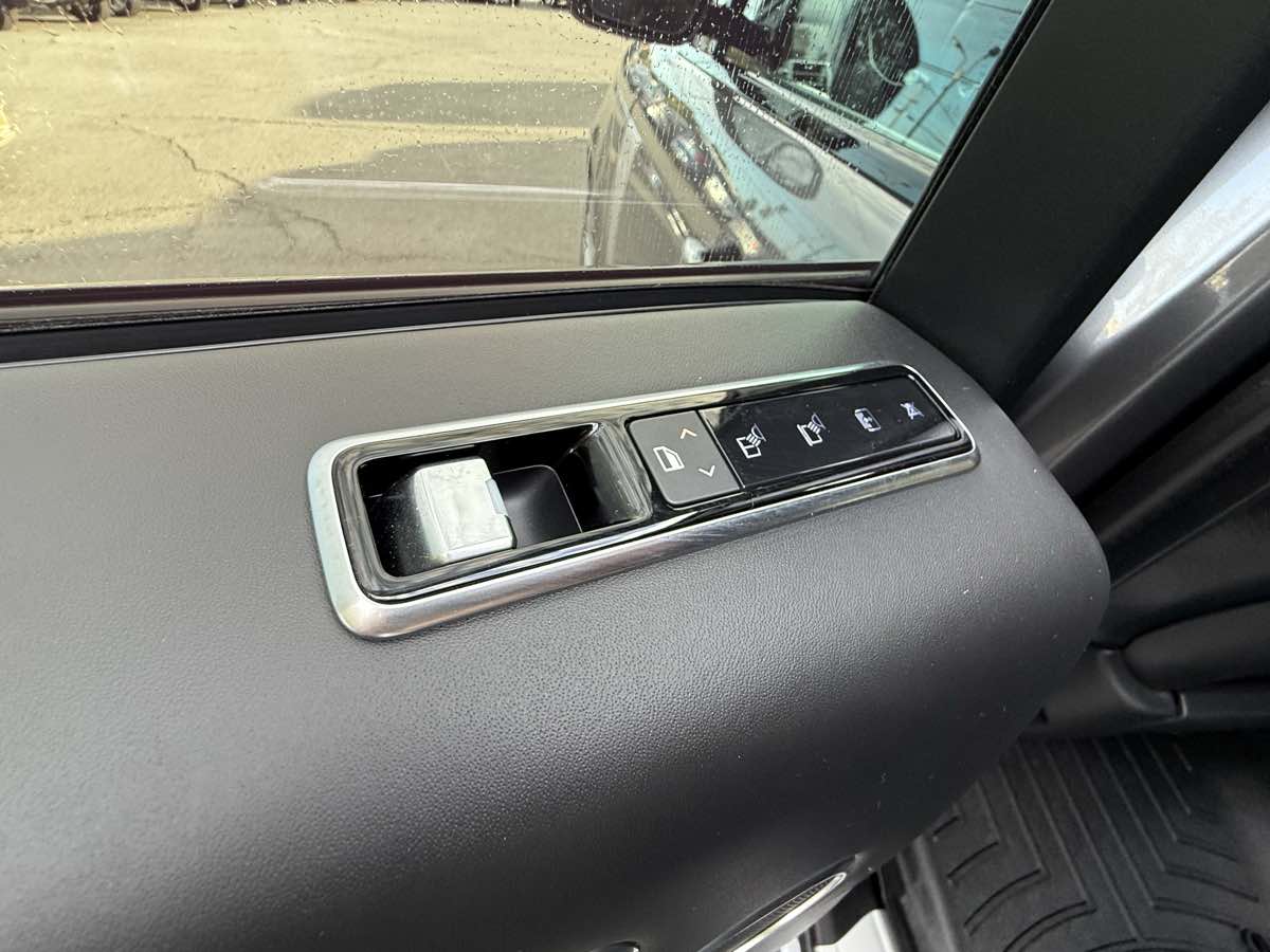 2019 Land Rover Range Rover Autobiography photo 14