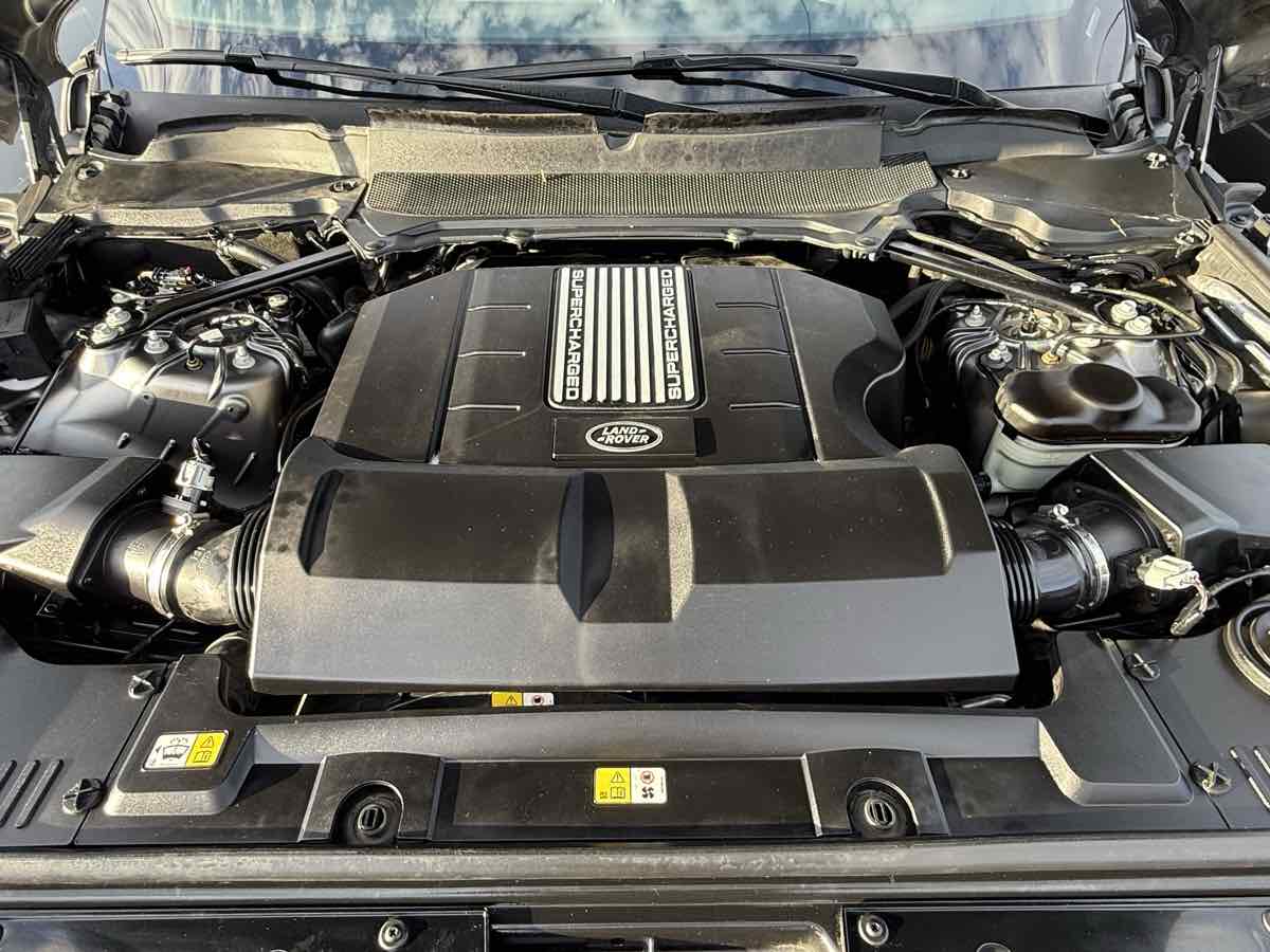 2019 Land Rover Range Rover Autobiography photo 32