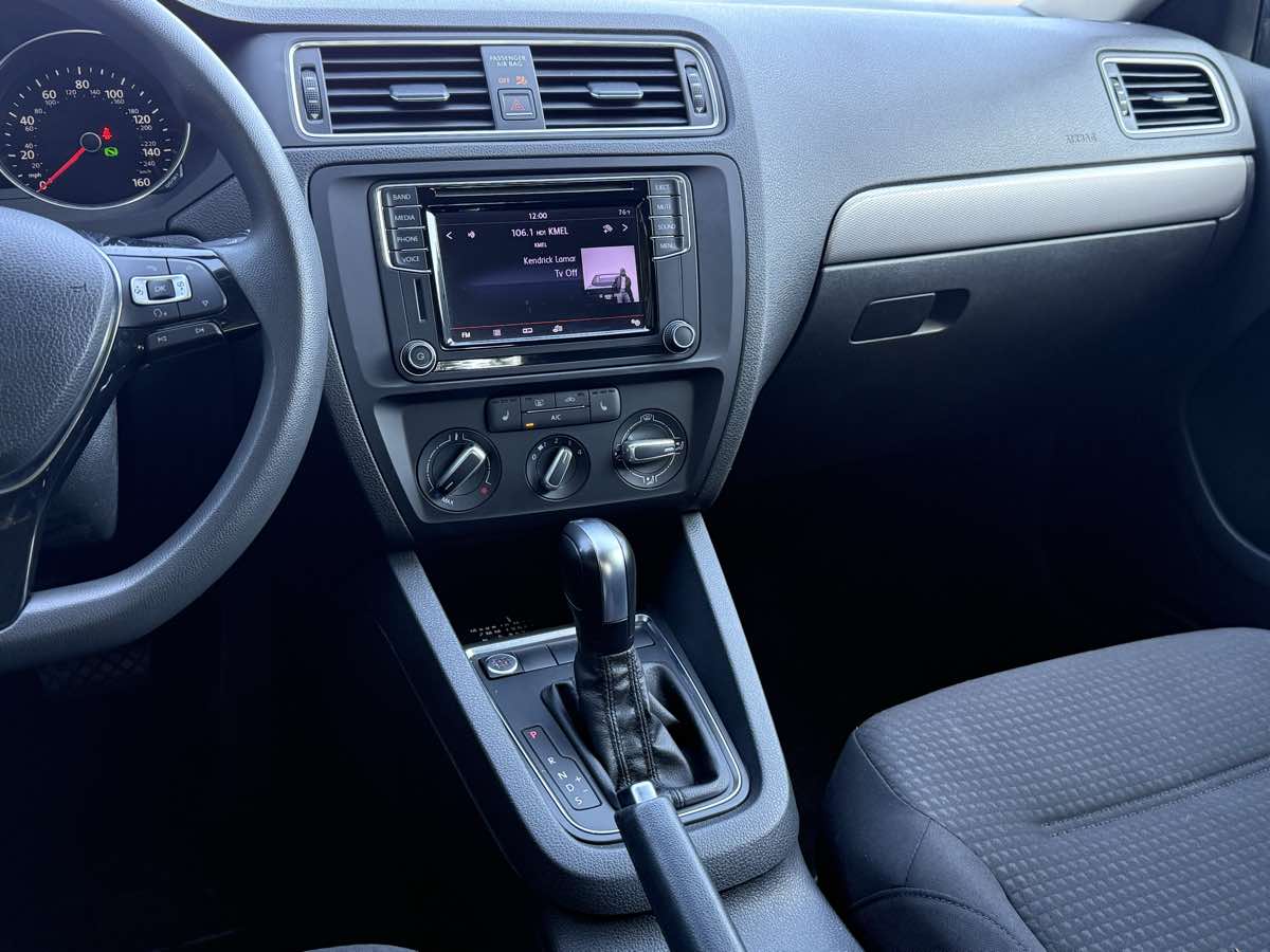 2016 Volkswagen Jetta 1.4T SE photo 14