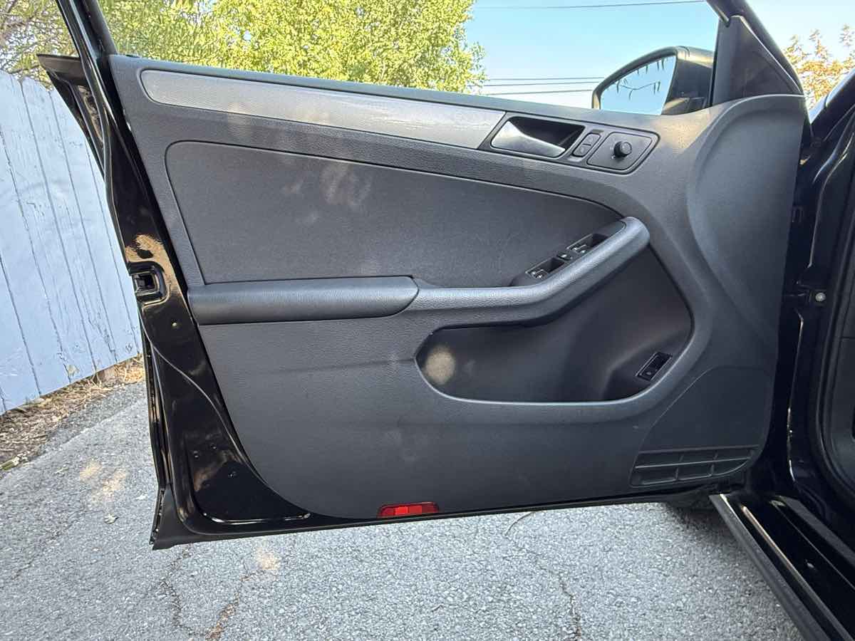 2016 Volkswagen Jetta 1.4T SE photo 21
