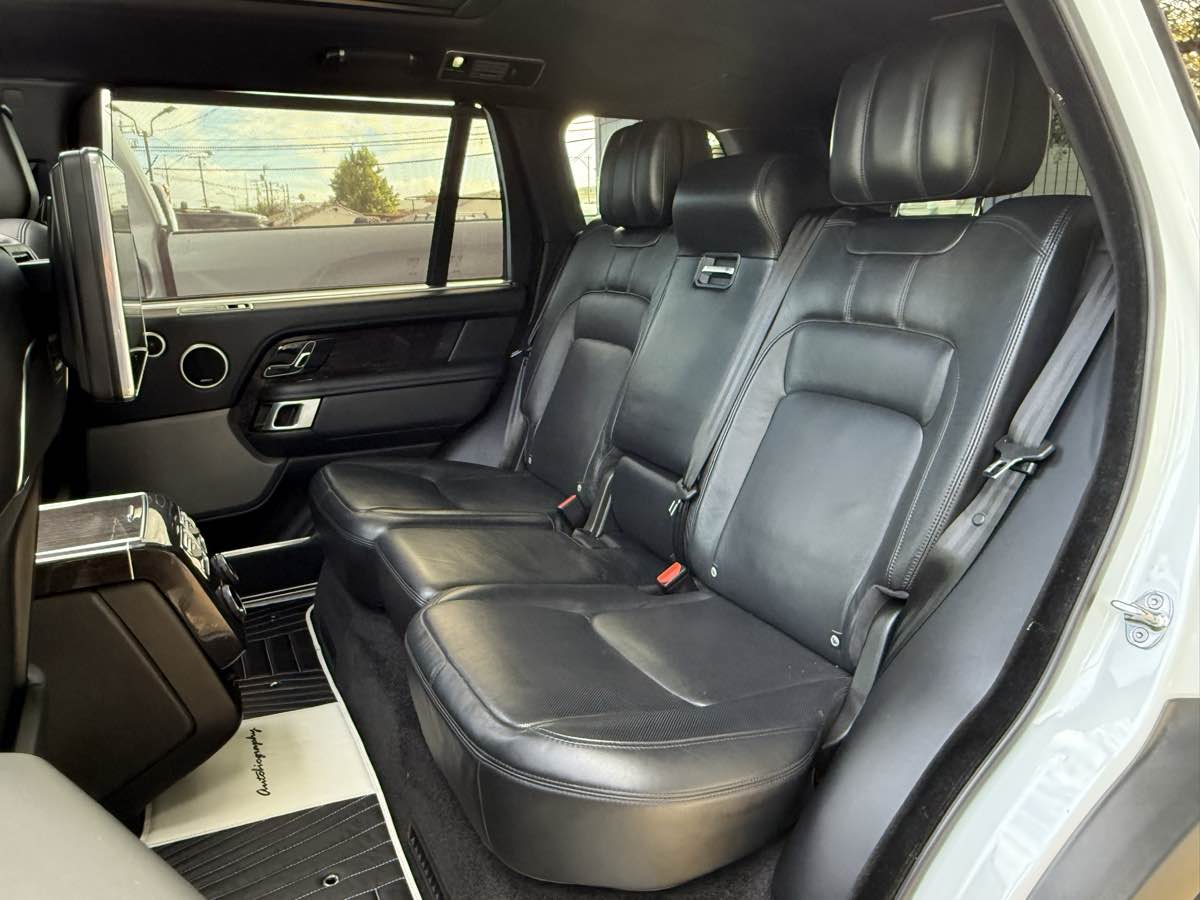 2018 Land Rover Range Rover Autobiography LWB photo 4