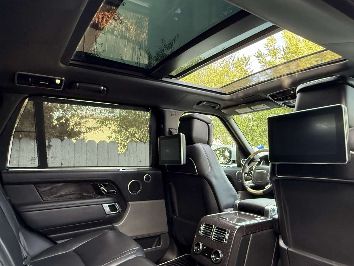 2018 Land Rover Range Rover Autobiography LWB photo 23