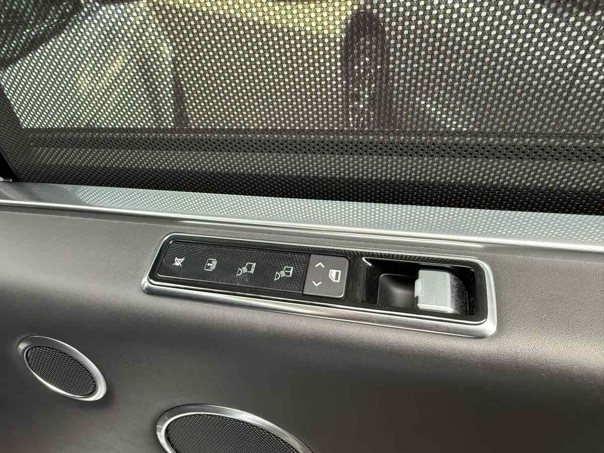 2018 Land Rover Range Rover Autobiography LWB photo 25