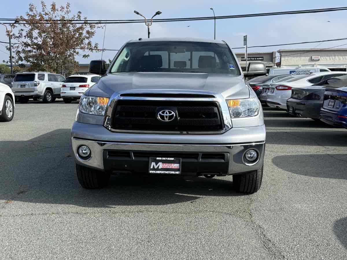 2012 Toyota Tundra SR5 photo 2