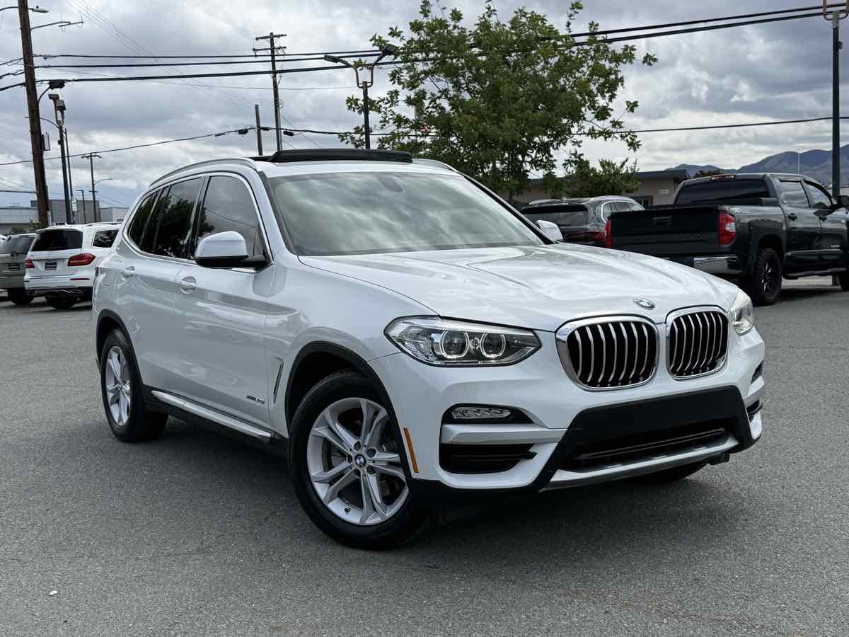 2018 BMW X3 xDrive30i's photo