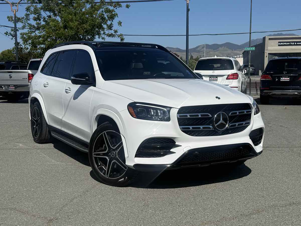 2022 Mercedes-Benz GLS GLS450's photo