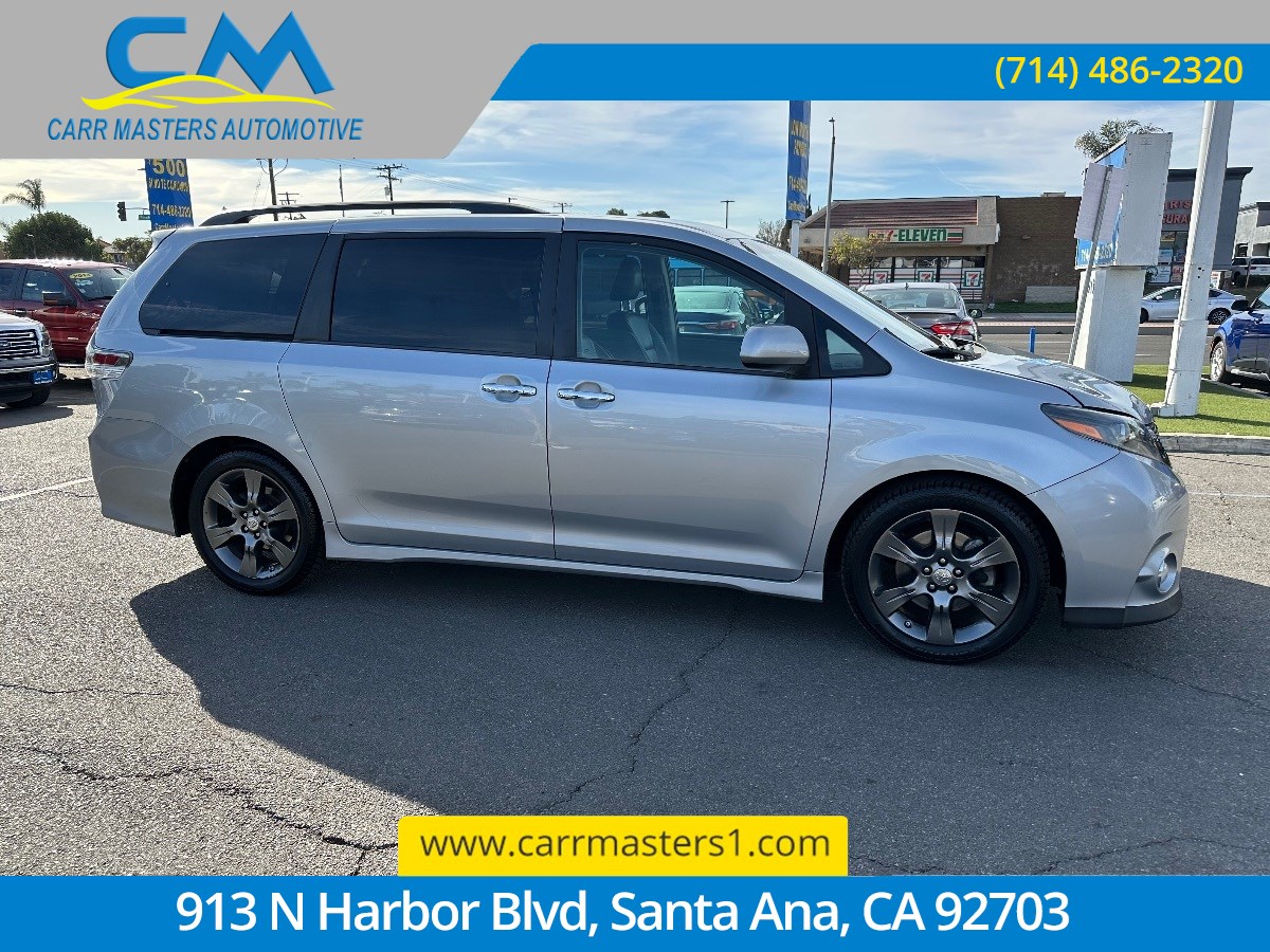 2015 Toyota Sienna SE