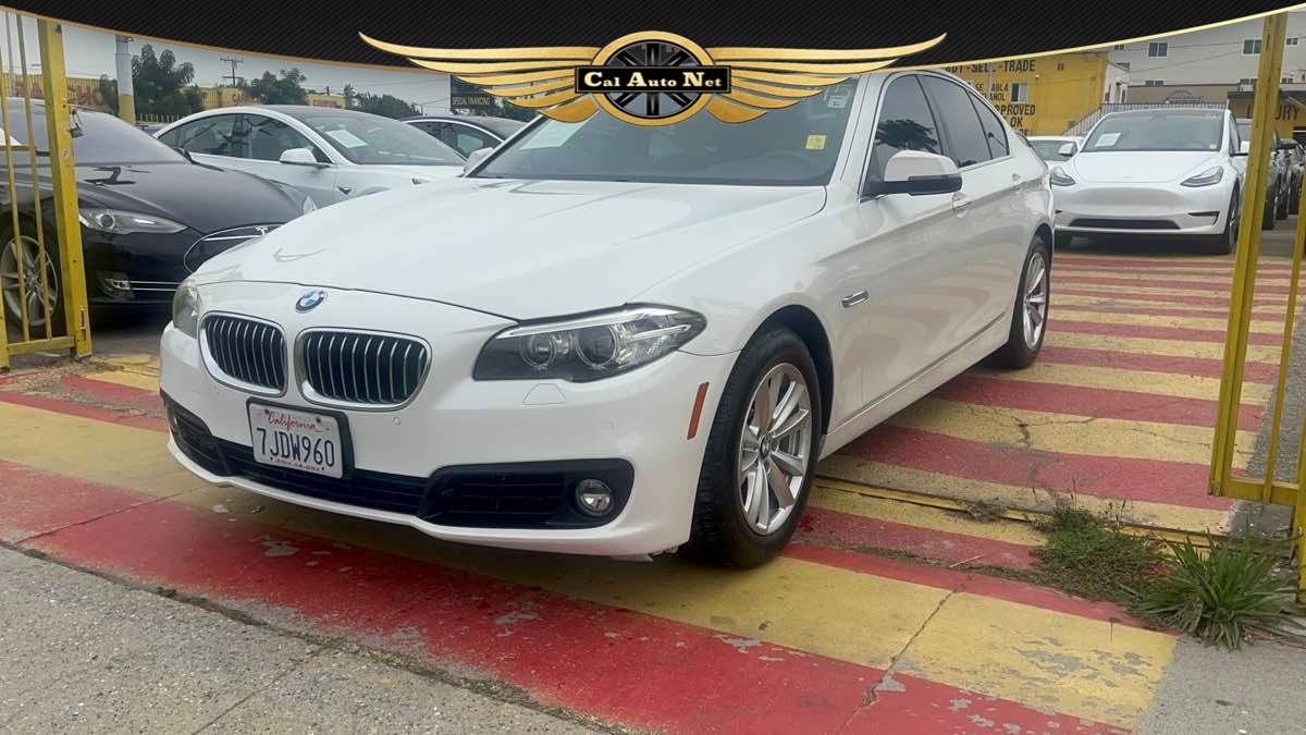 2015 BMW 5 Series 528i