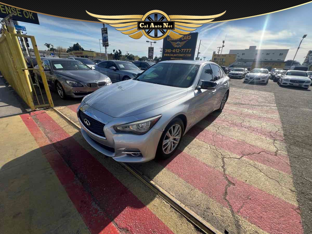 2015 INFINITI Q50 Premium