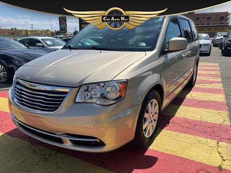 2013 Chrysler Town & Country Touring