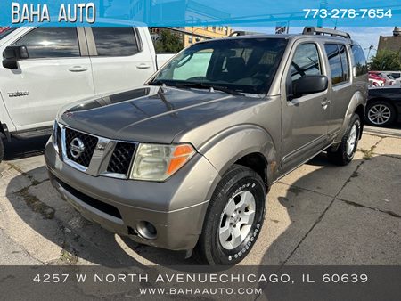 2005 Nissan Pathfinder XE