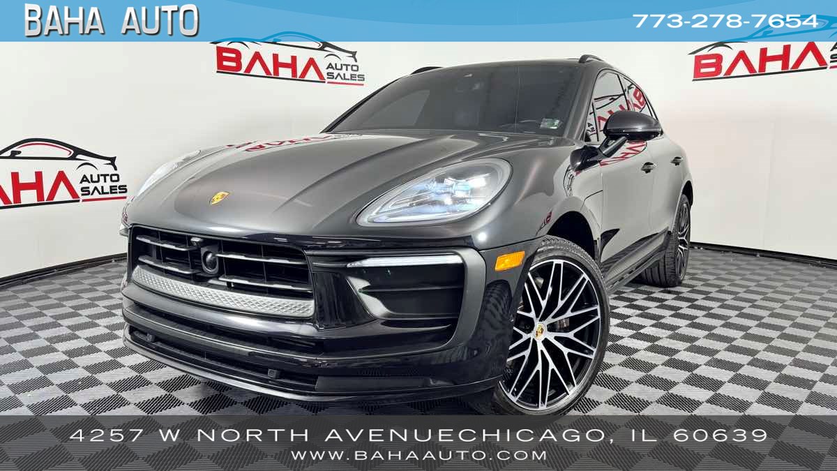 2023 Porsche Macan -'s photo