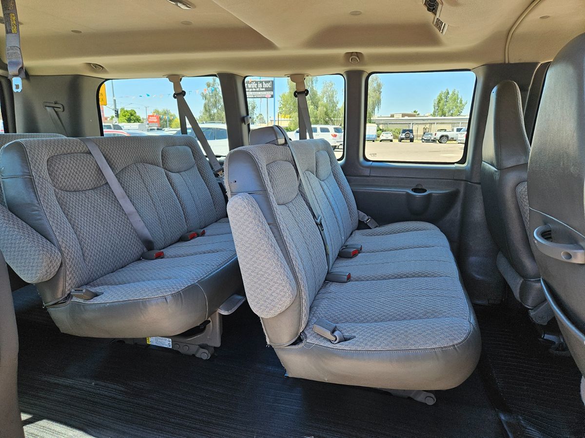 2003 Chevy Van Interior 2003 Chevrolet Express Cargo Van Santa
