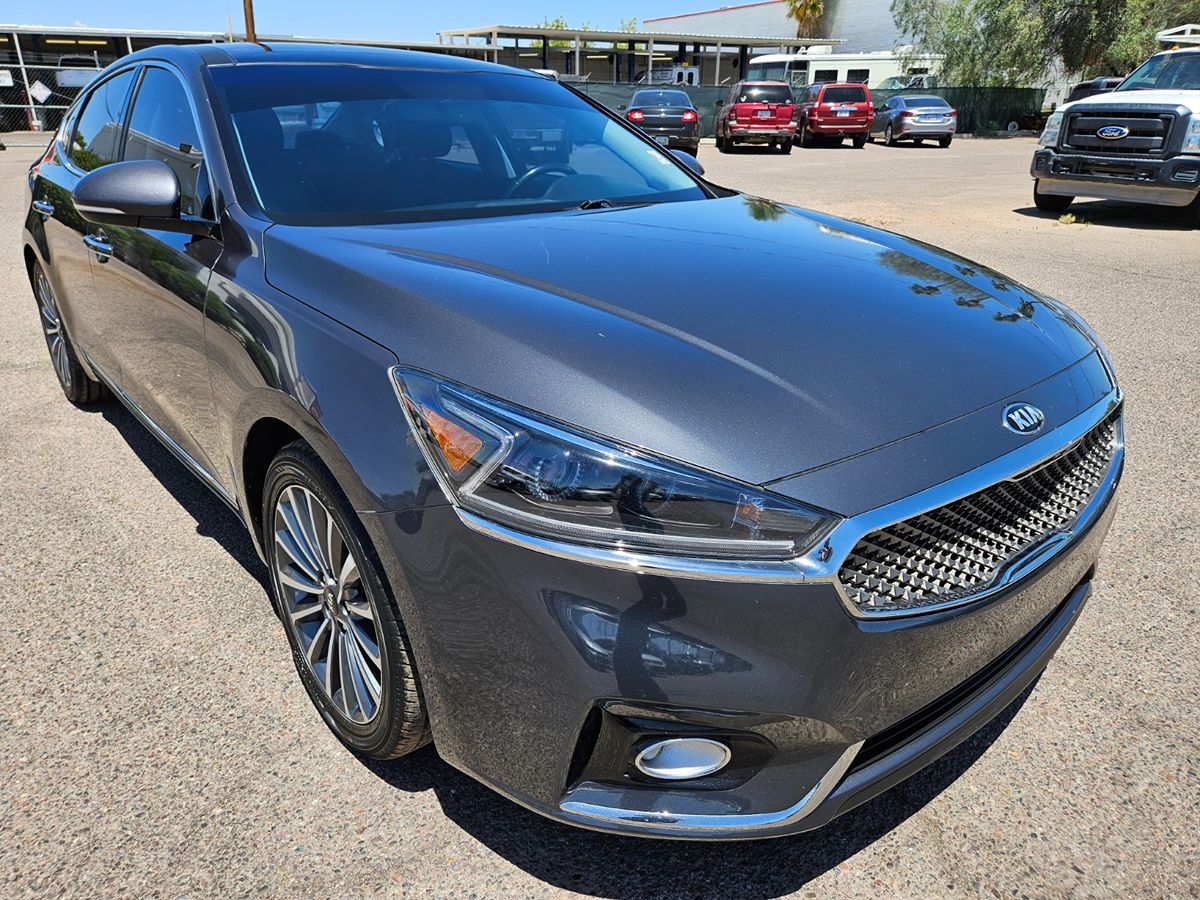 2018 Kia Cadenza Premium