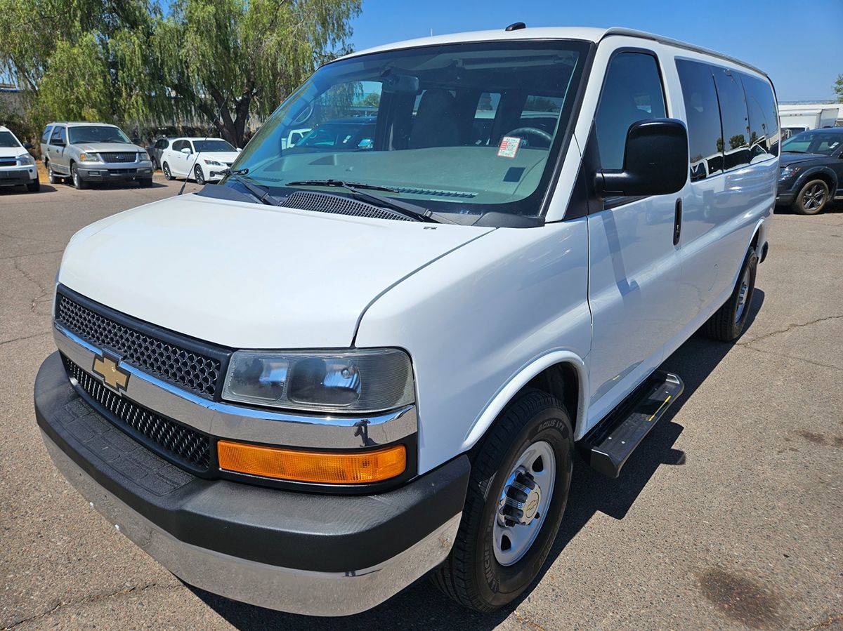 2014 Chevrolet Express Passenger LT