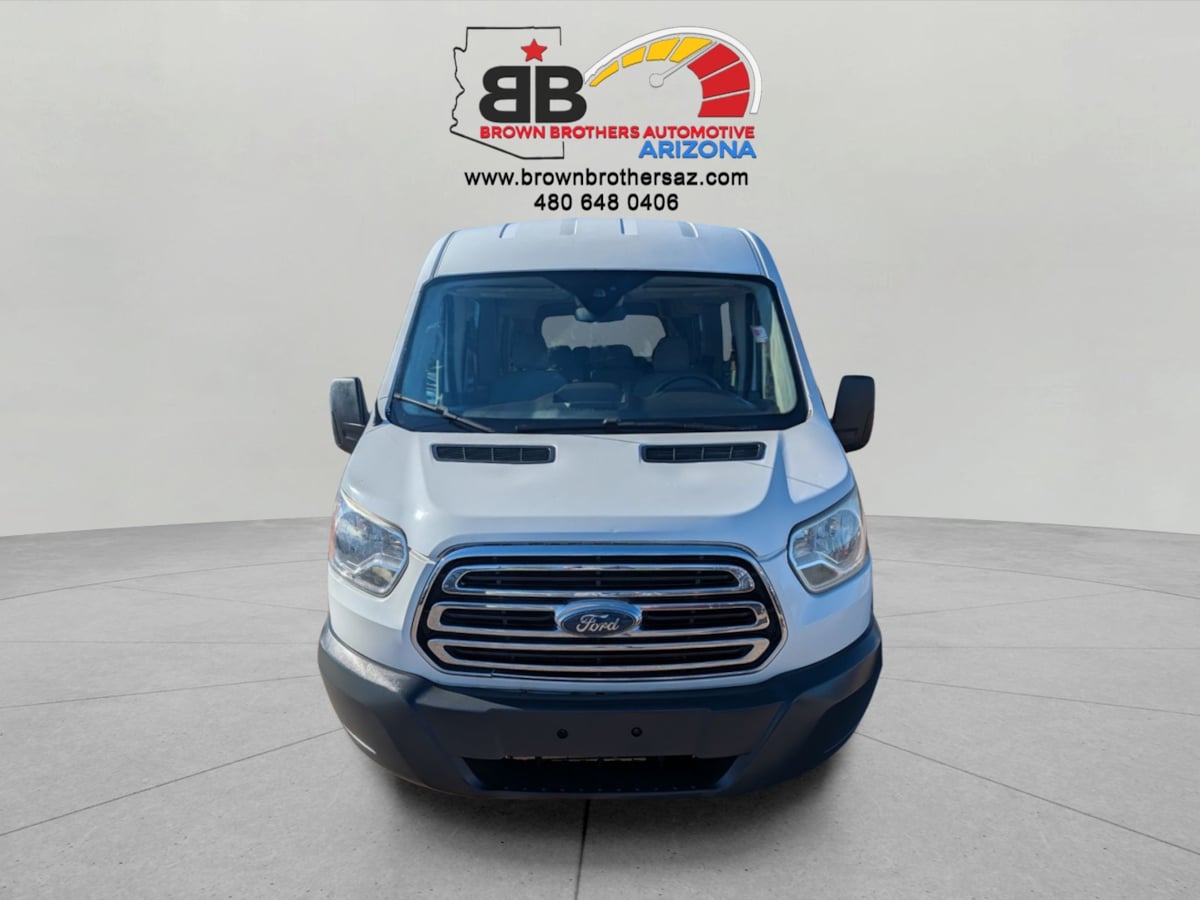 2018 Ford Transit Wagon XLT - Photo 2