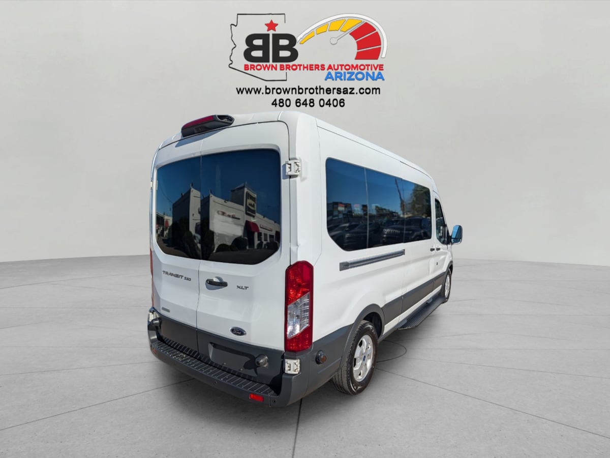 2018 Ford Transit Wagon XLT - Photo 4