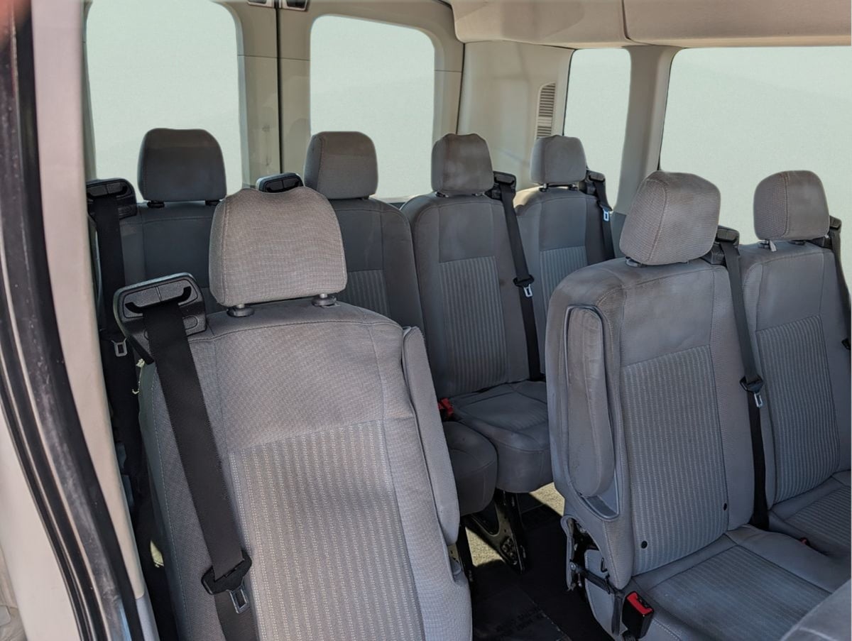 2018 Ford Transit Wagon XLT - Photo 8
