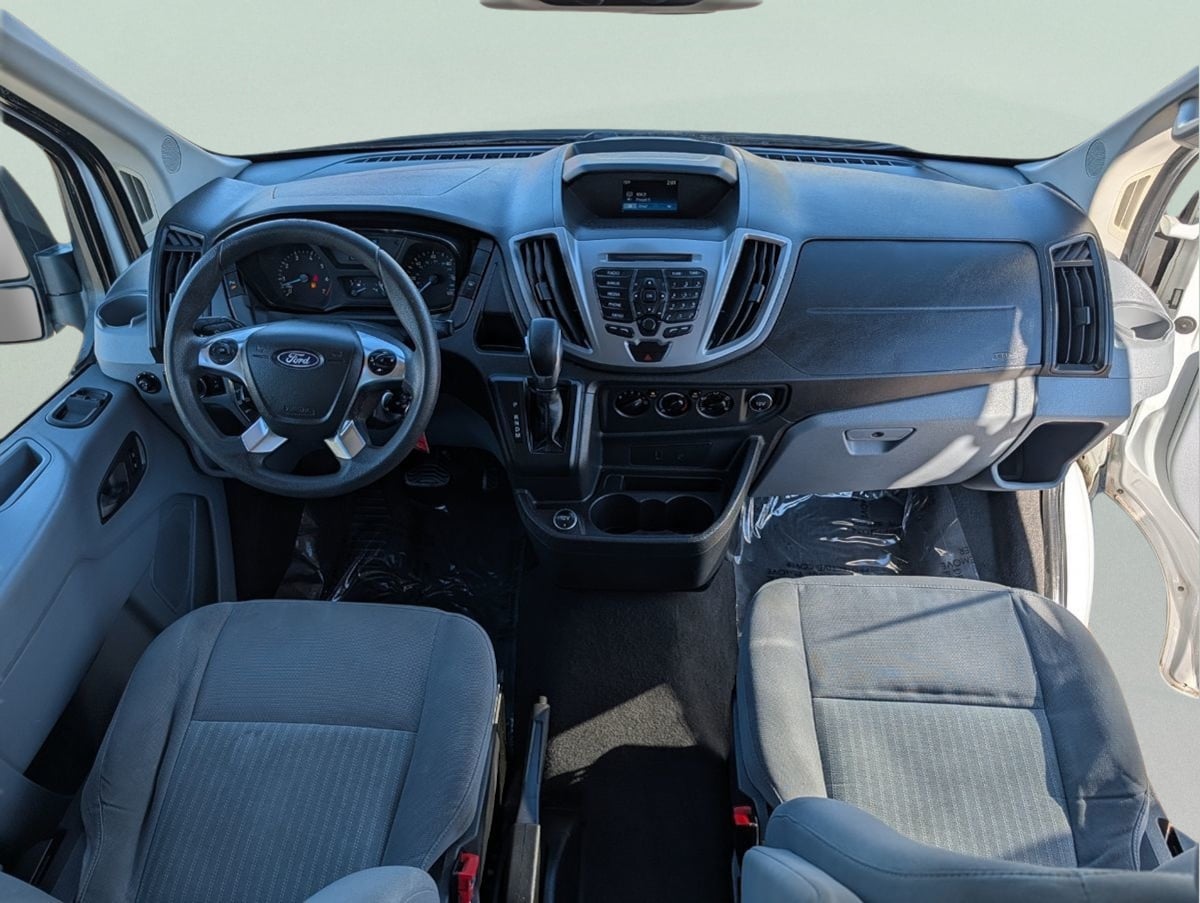 2018 Ford Transit Wagon XLT - Photo 10