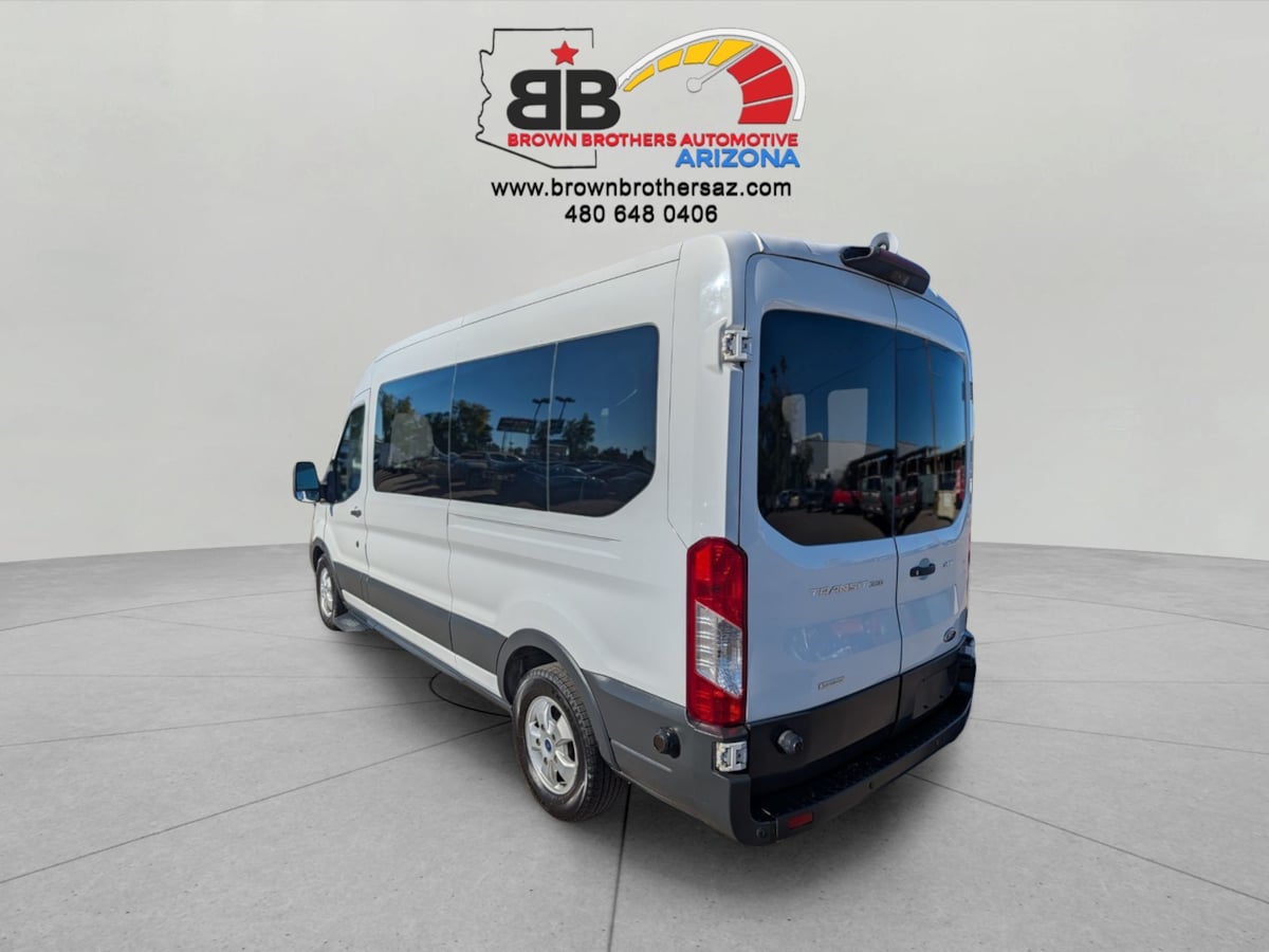 2018 Ford Transit Wagon XLT - Photo 11