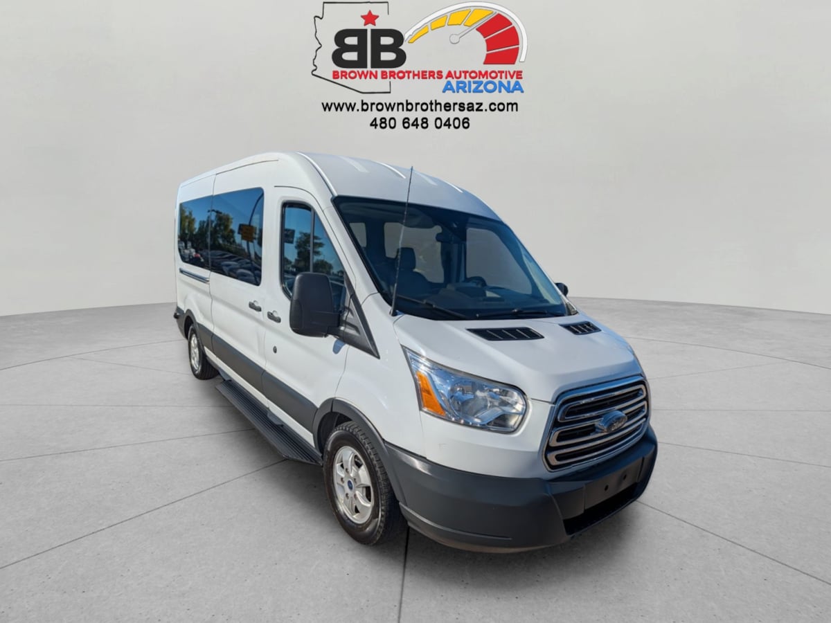 2018 Ford Transit Wagon XLT - Photo 13