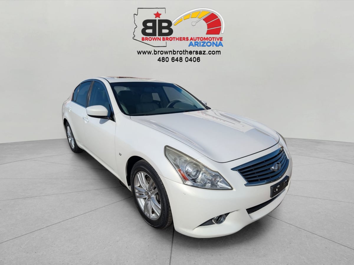 2015 INFINITI Q40 3.7 RWD