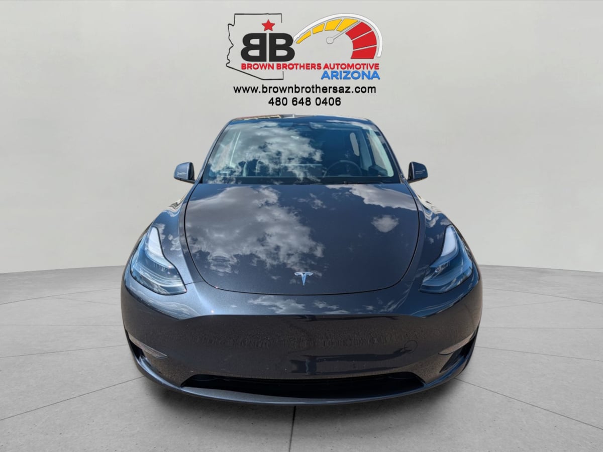 2025 Tesla Model Y Long Range - Photo 3