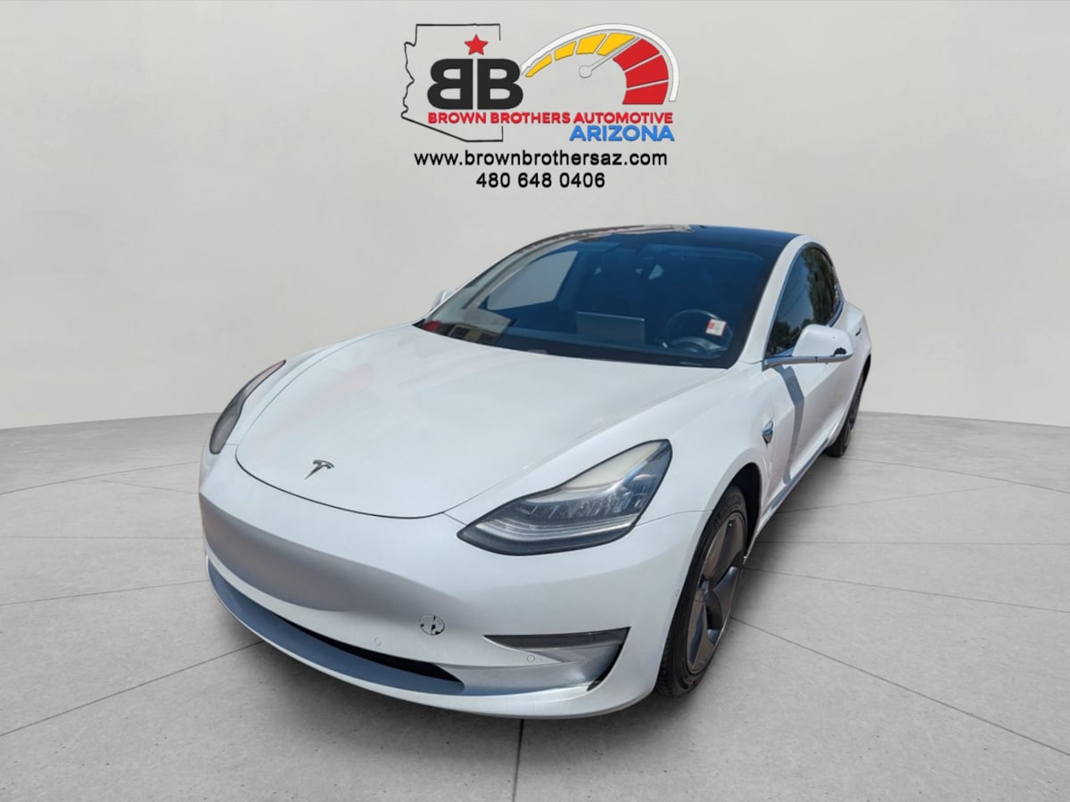 2019 Tesla Model 3 Standard Range Plus's photo