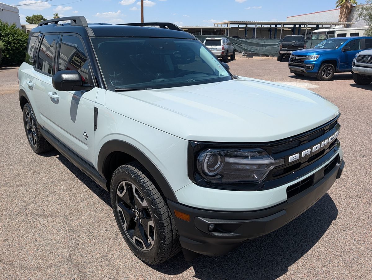 2022 Ford Bronco Sport Outer Banks 4X4's photo