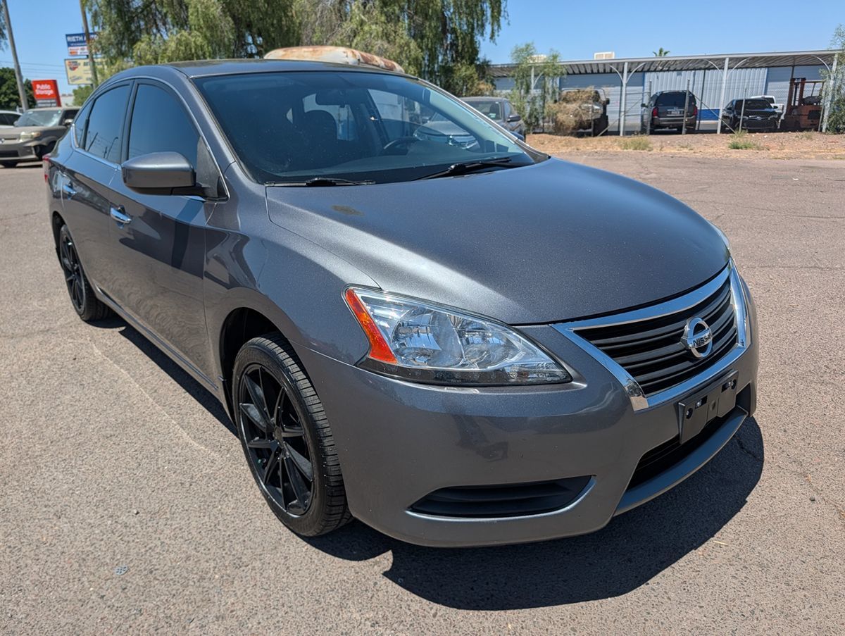 2015 Nissan Sentra's photo