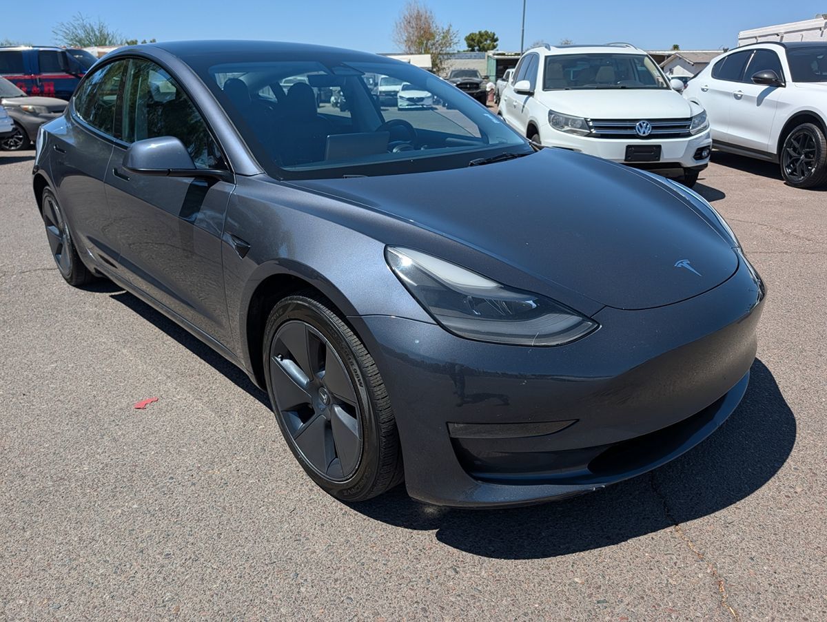2023 Tesla Model 3's photo