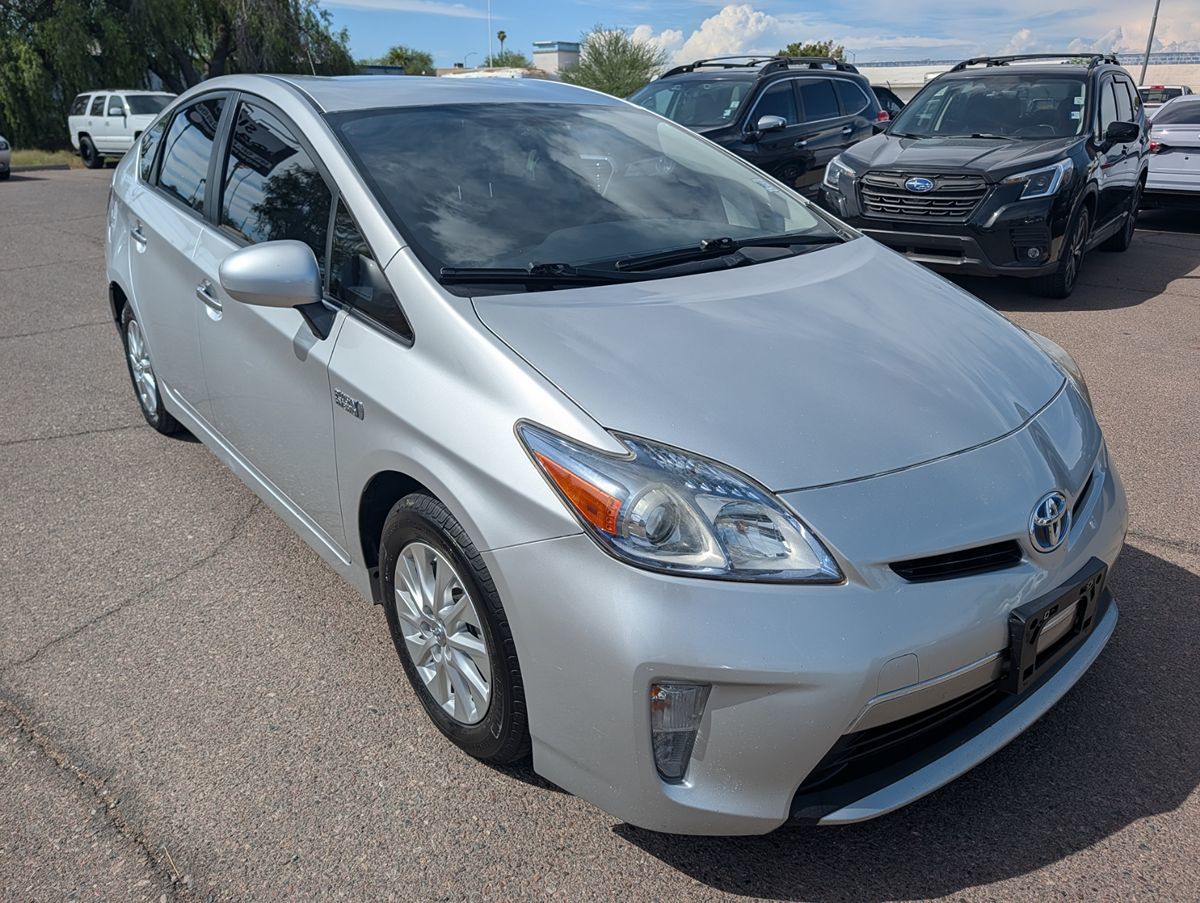 2014 Toyota Prius Plug-In 