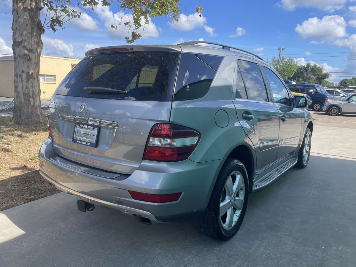 2010 Mercedes Benz ML 350 photo 5