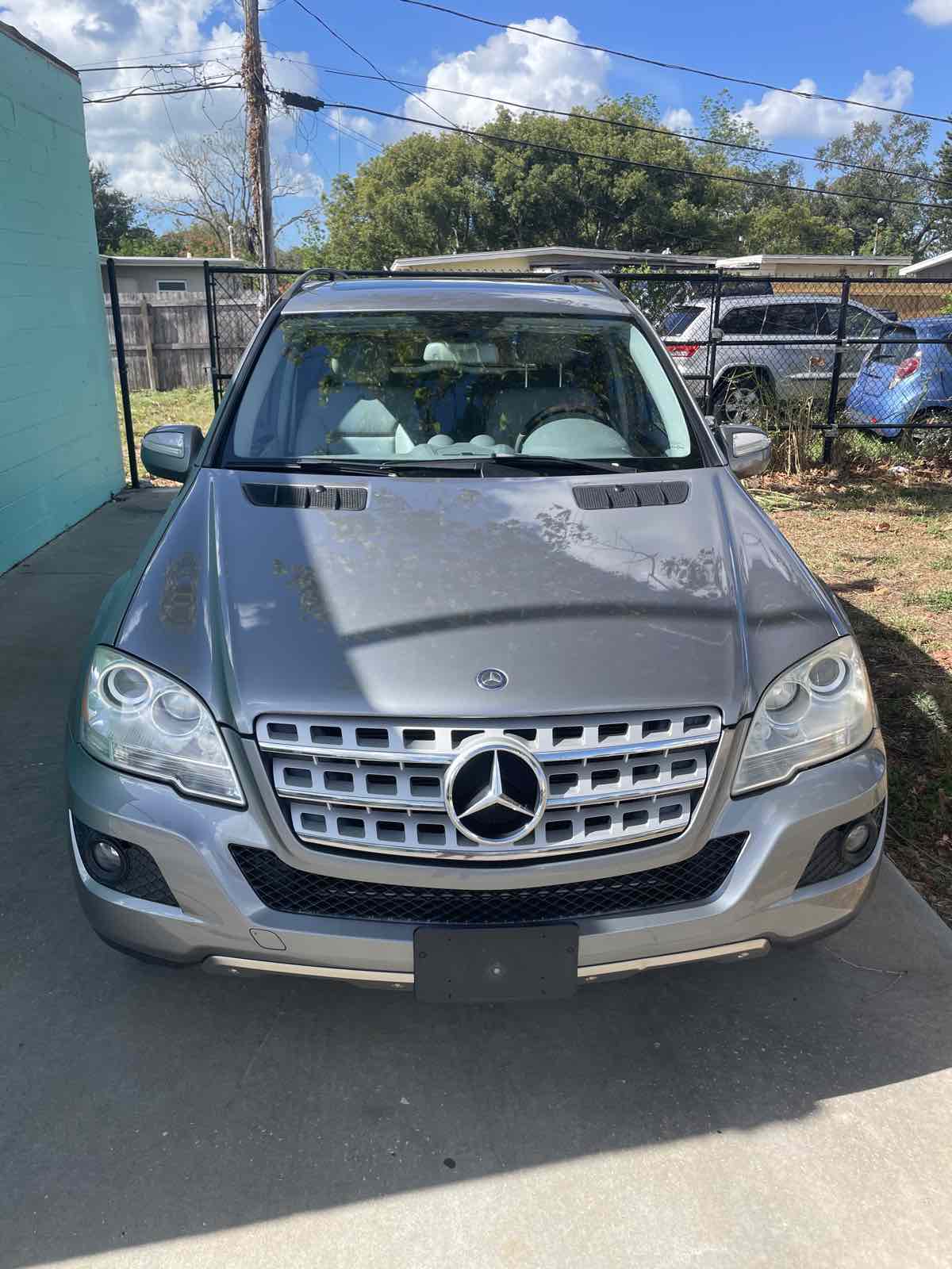 2010 Mercedes Benz ML 350 photo 7