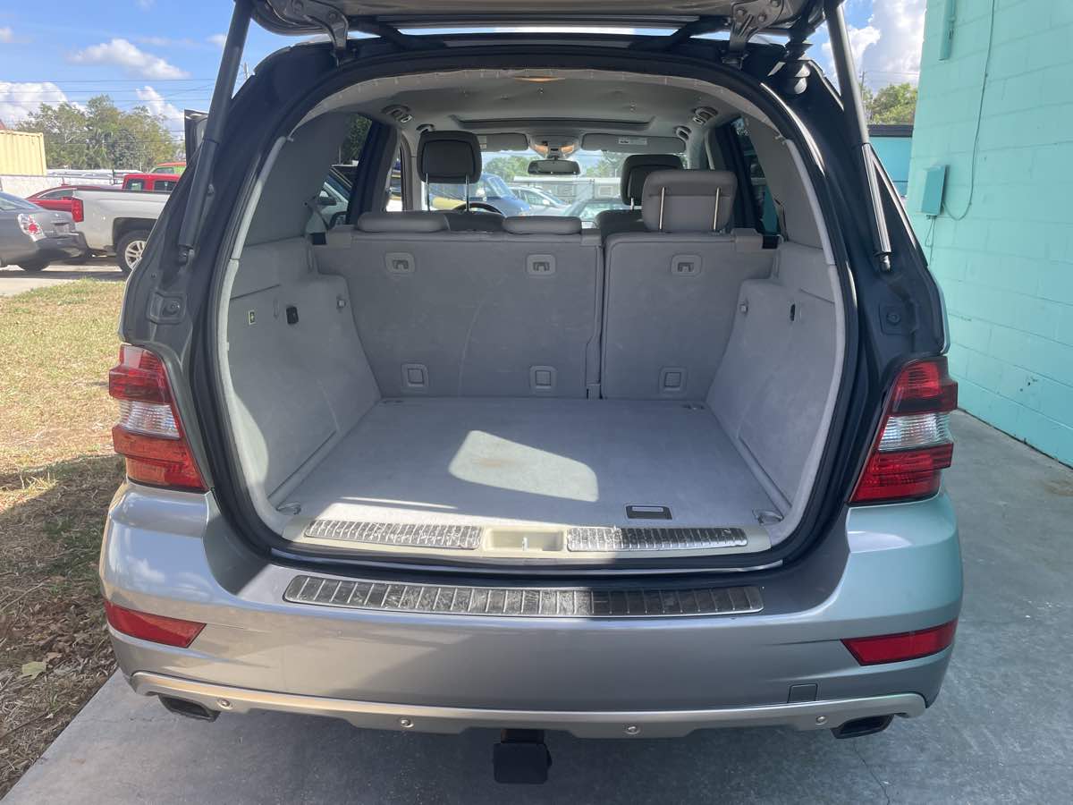 2010 Mercedes Benz ML 350 photo 20