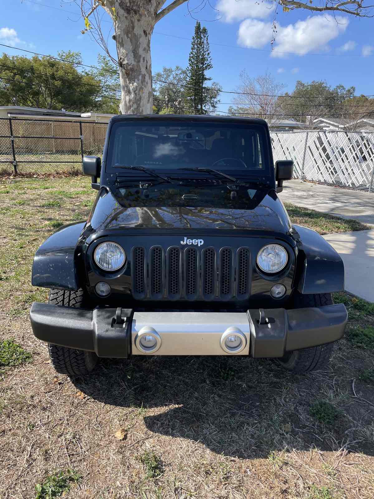 2015 Jeep Wrangler Sahara photo 9