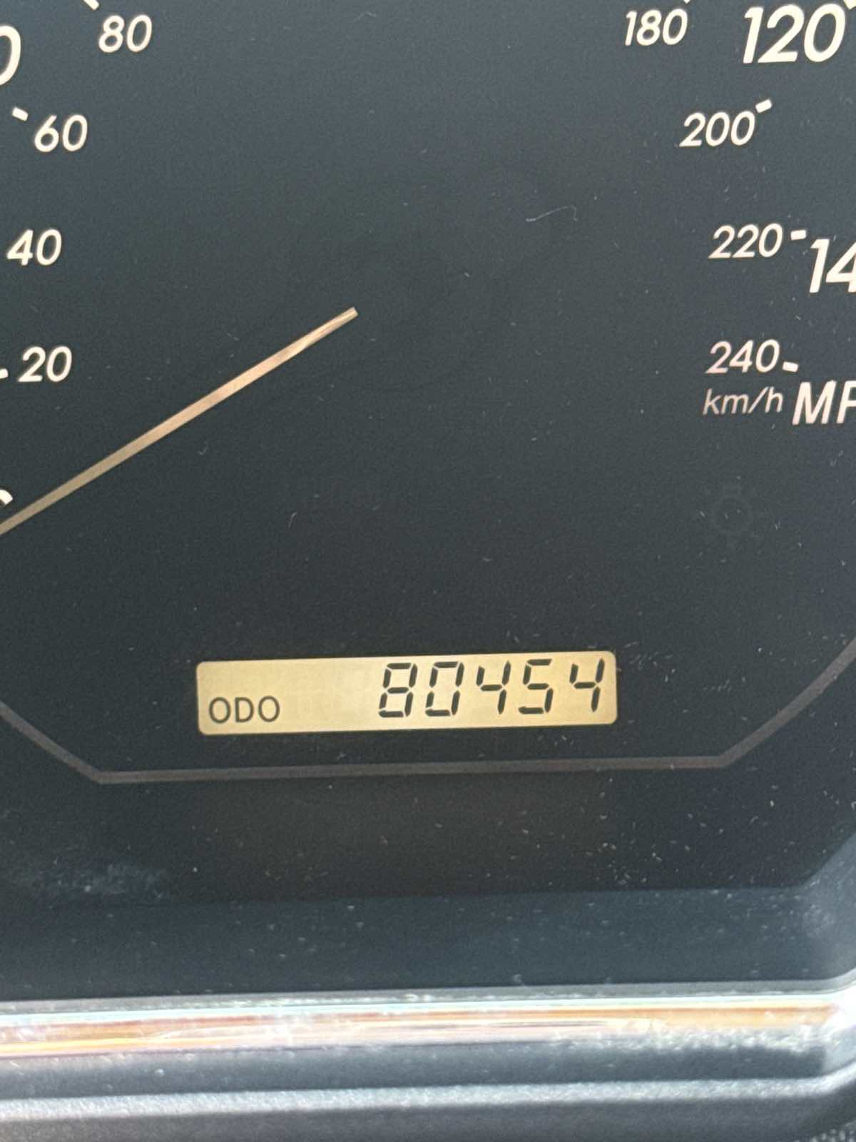2004 Lexus RX 330 photo 25
