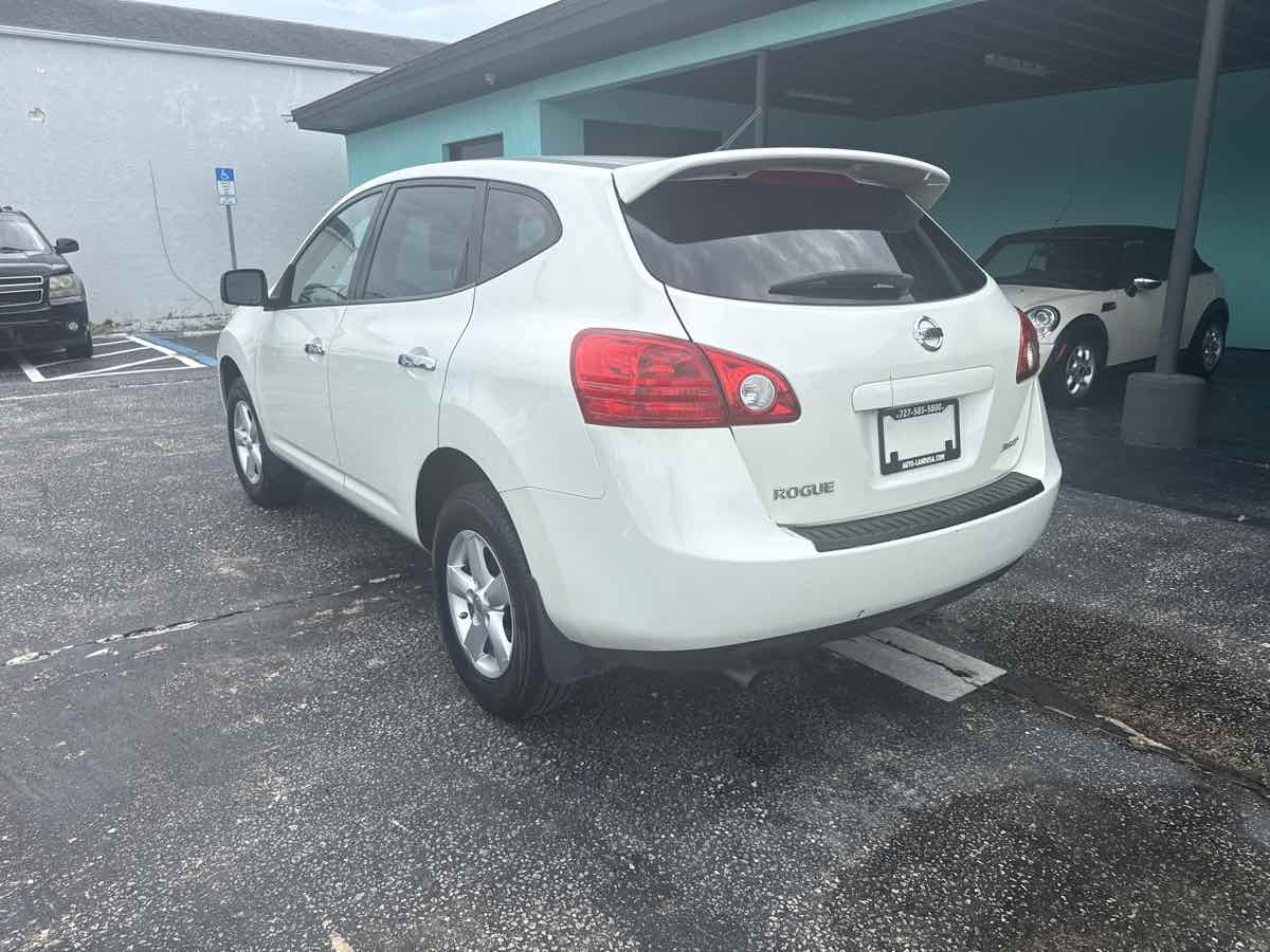 2010 Nissan Rogue S photo 5