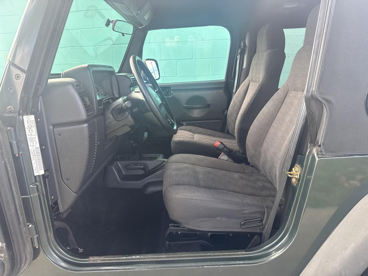 2003 Jeep Wrangler X Commando photo 13
