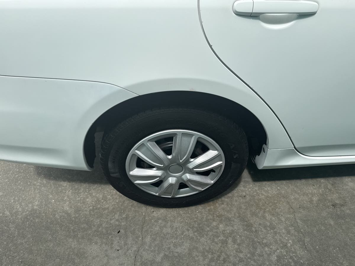2011 Toyota Corolla L photo 9