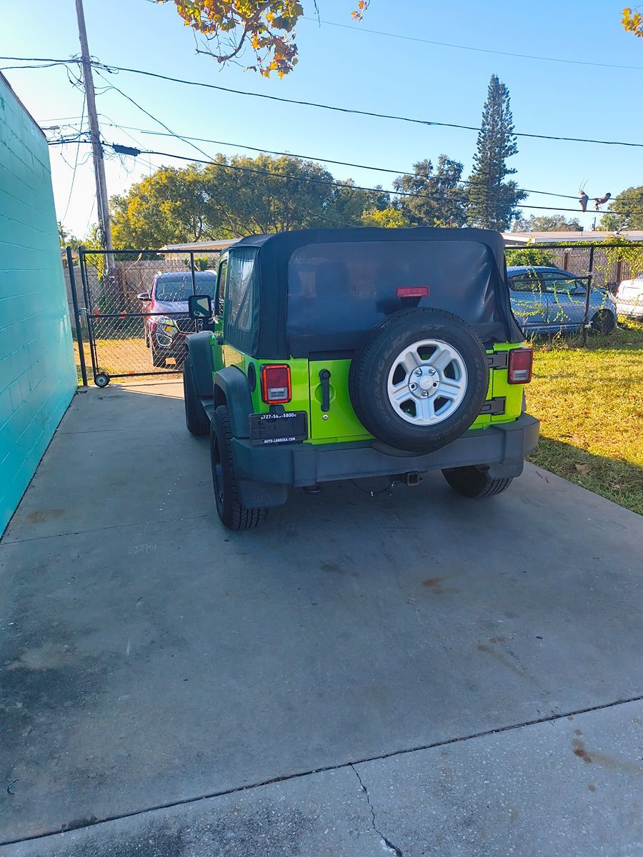 2012 Jeep Wrangler Sport photo 3