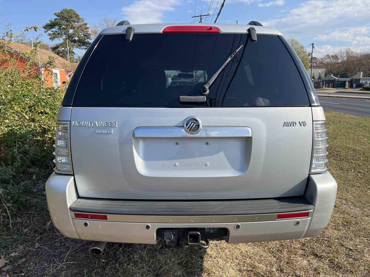 2009 Mercury Mountaineer Premier photo 18