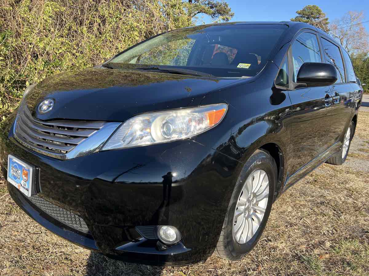 2015 Toyota Sienna XLE