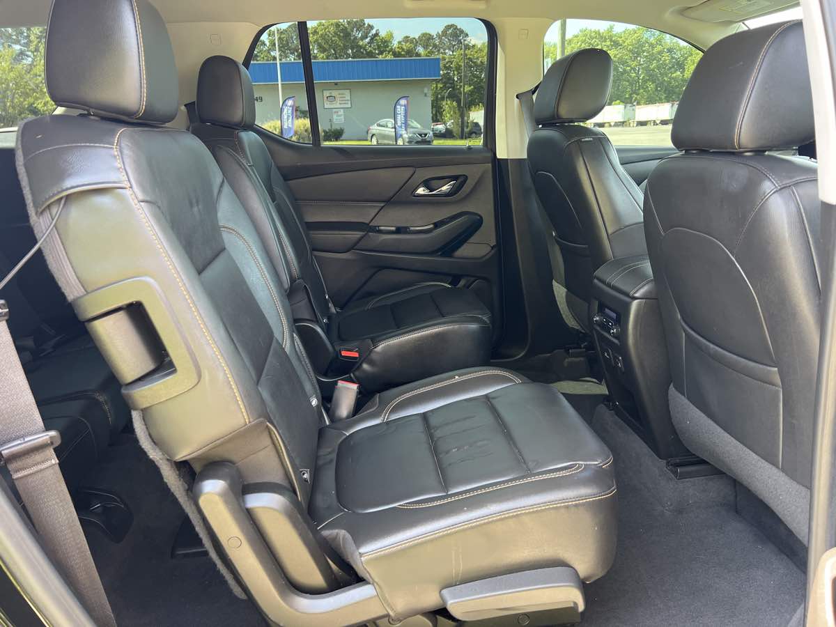 2020 Chevrolet Traverse Leather photo 11