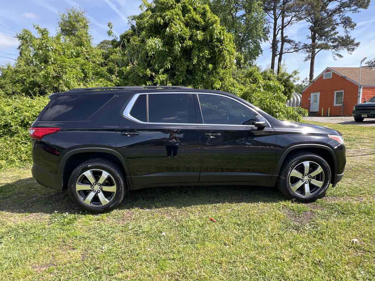 2020 Chevrolet Traverse Leather photo 13