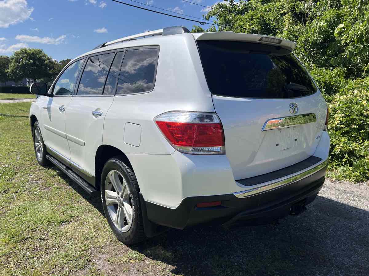 2012 Toyota Highlander Limited photo 6