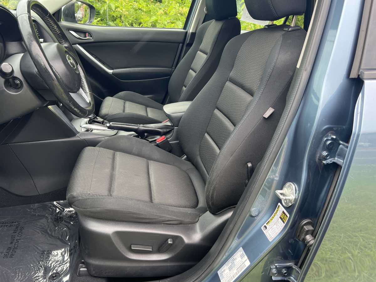 2015 Mazda CX-5 Touring photo 9